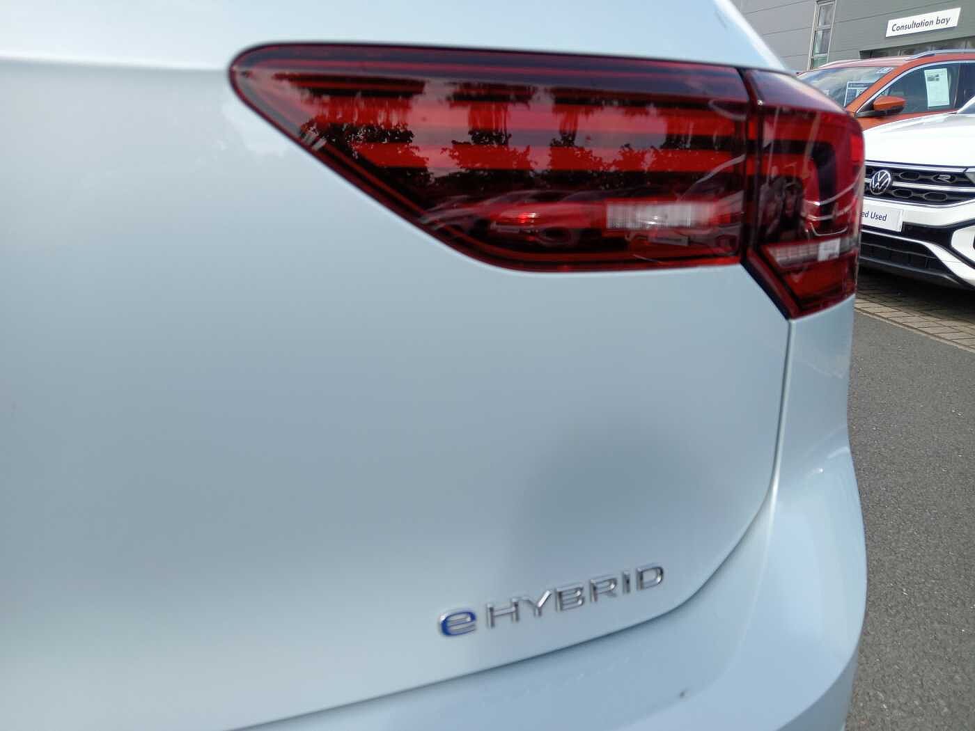 Volkswagen Golf Hatchback 1.5 TSI 204 Style eHybrid 5dr DSG