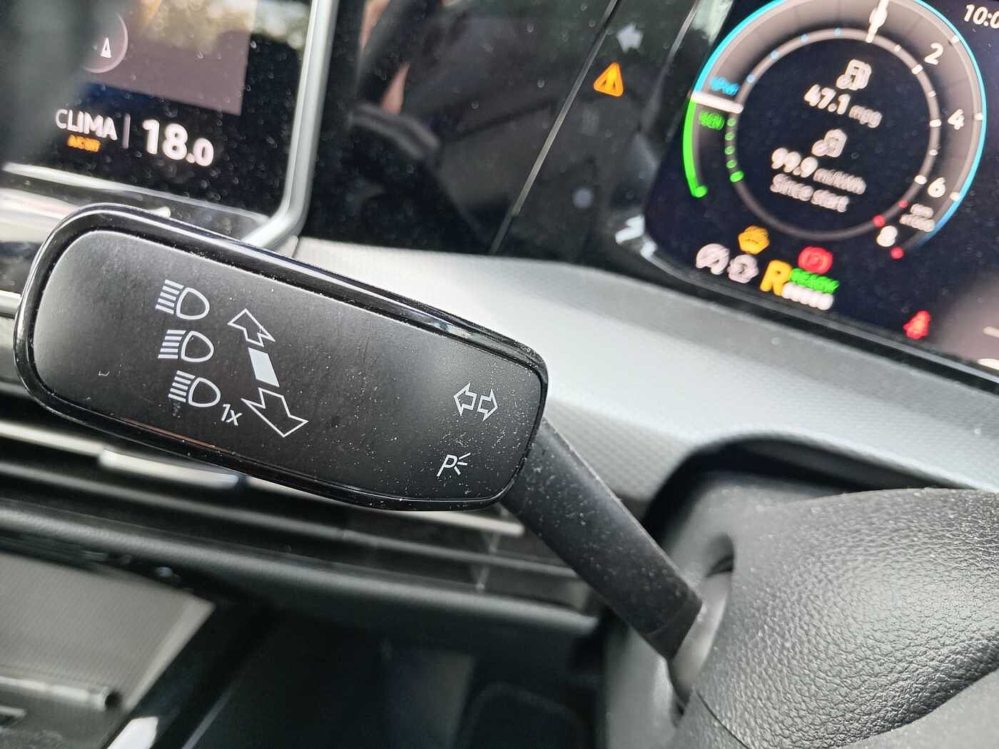 Volkswagen Golf Hatchback 1.5 TSI 204 Style eHybrid 5dr DSG
